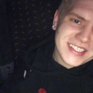 Meet your Posher, Zach